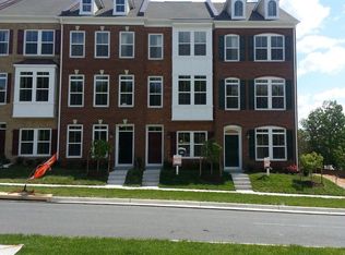 3100 Waterloo Ln, Fairfax, VA 22031