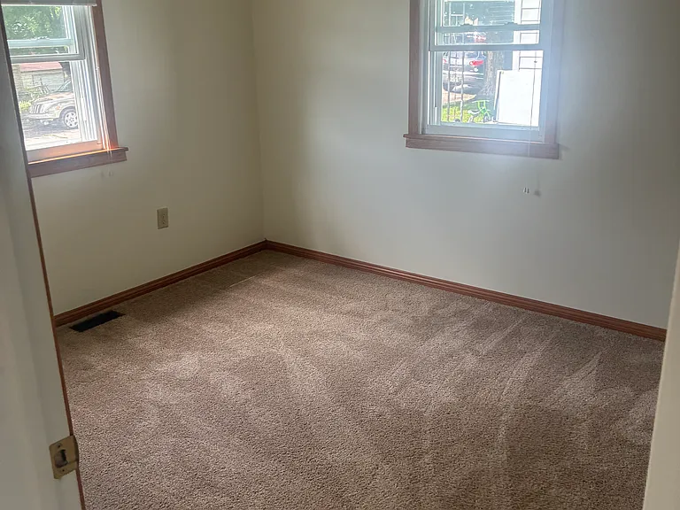 2130 Boda St — Photo 3