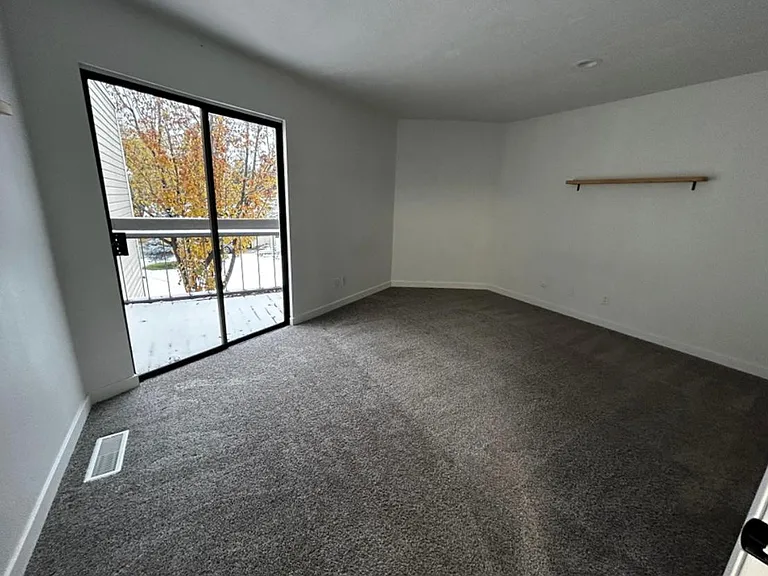 5268 S Rome Beauty Park — Photo 7