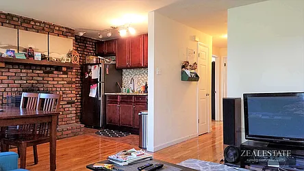 Rented by ZealEstate Group Inc