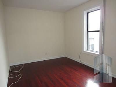 3rd image of 555 W 160th St APT 31