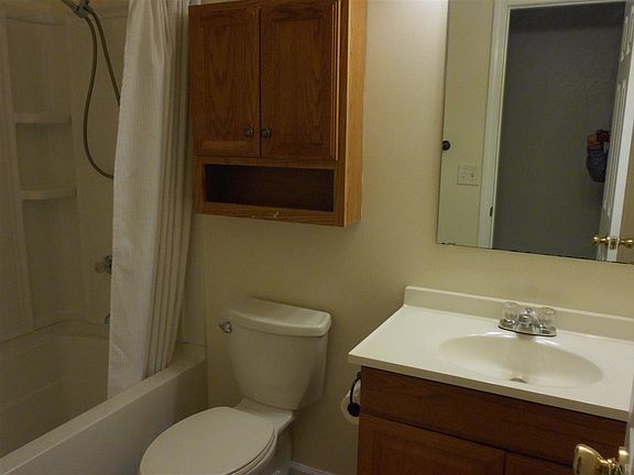 4th image of 4740 Ridgewood Dr