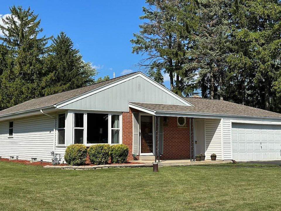 1st image of 2110 West Rawson AVENUE