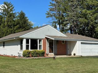 2110 W Rawson Ave, Oak Creek, WI 53154