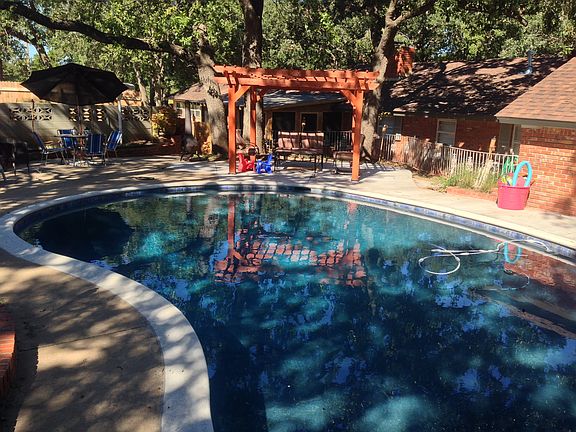 2nd image of 8324 Picnic Ln