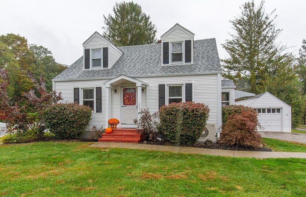365 W Britannia St, Taunton, MA 02780 Zillow