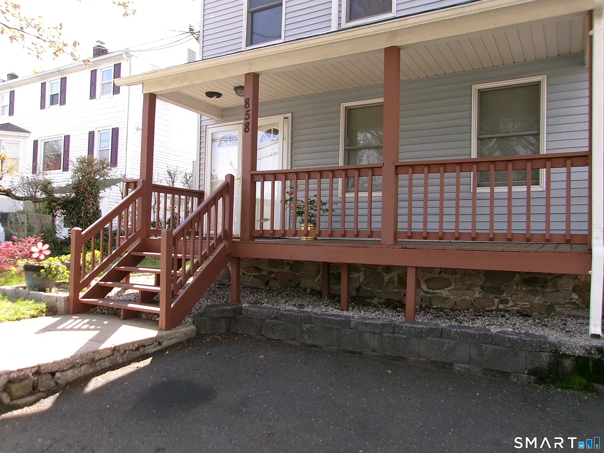 Building Photo - 858 Hope St #1