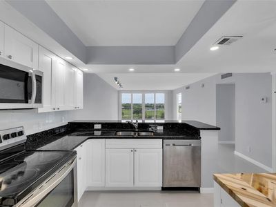 3090 N Course Dr #609, Pompano Beach, FL, 33069