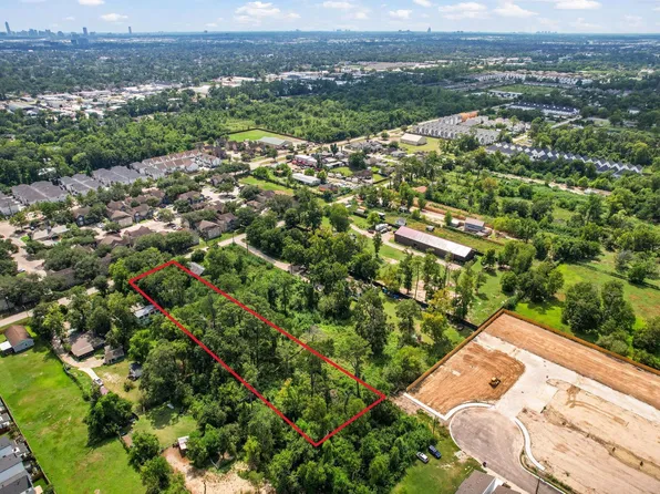 1122 Paul Quinn St, Houston, TX 77091