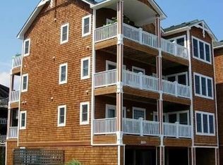 205 N Bay Club Dr, Manteo, NC 27954