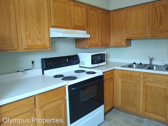 3rd image of 107 N Dunn St APT A