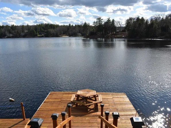 162 Russell Drive, Weare, NH 03281