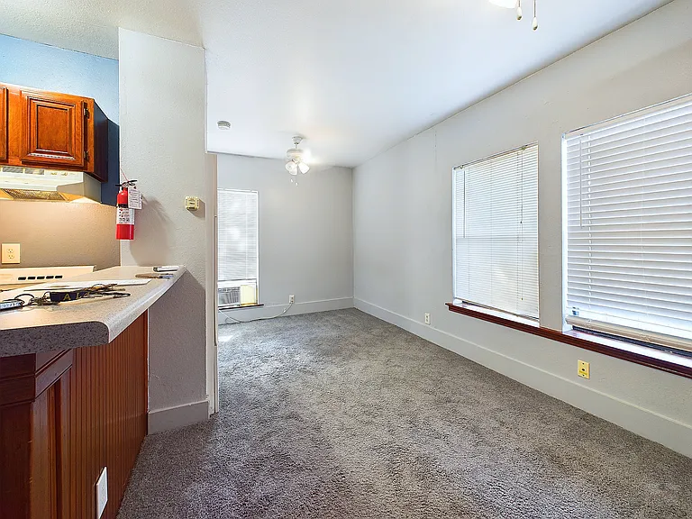 3006 Duval St #3 — Photo 12