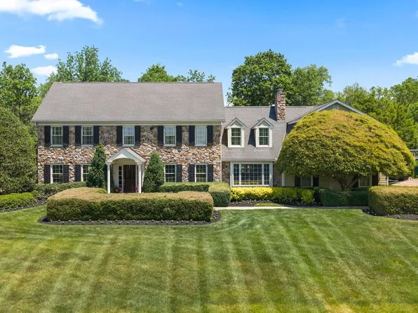 1017 Lorien Dr, Ambler, PA 19002