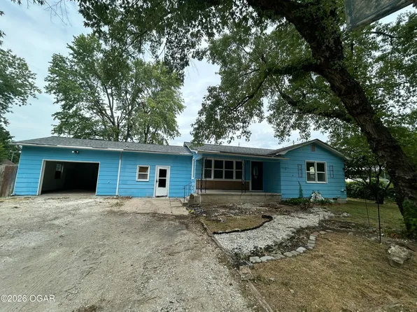 2113 Kensington St, Joplin, MO 64801