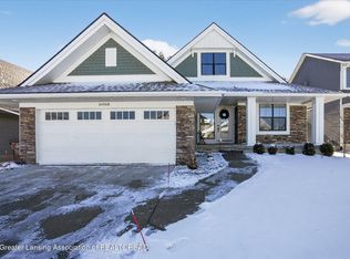 16968 Willowbrook Dr, Haslett, MI 48840