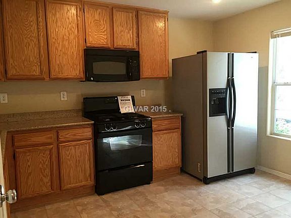 4th image of 72 Jewel Mine Ave