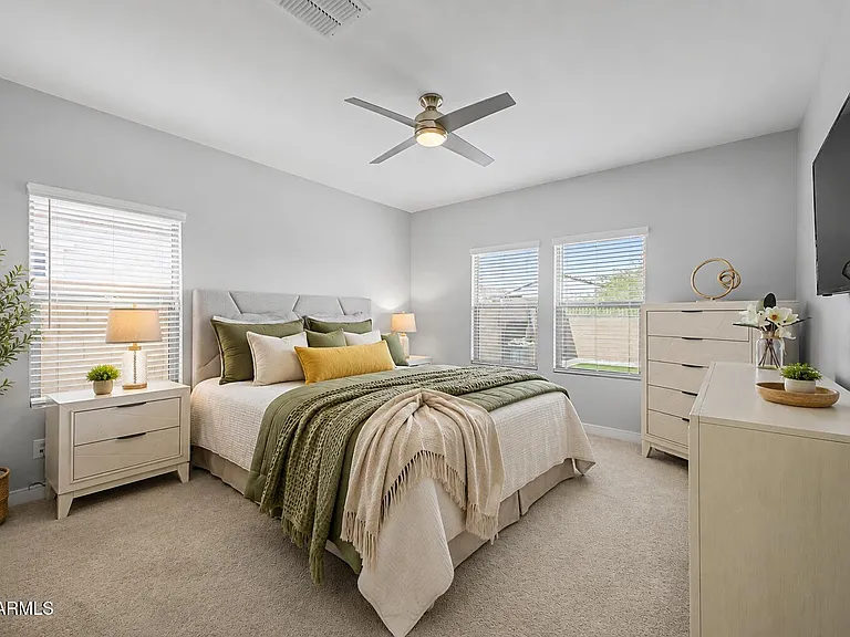8620 W Hayward Ave — Photo 6