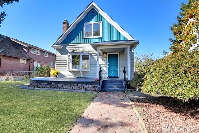 1st image of 3594 Fawcett Ave
