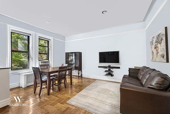 Sold by Warburg | media 1