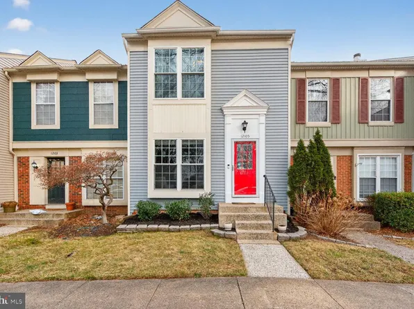 12105 Wedgeway Pl, Fairfax, VA 22033