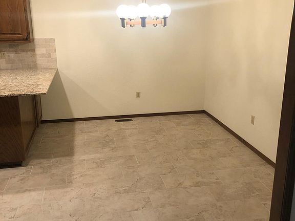 Large area for dining