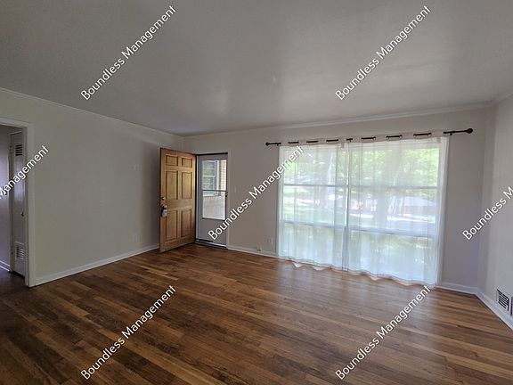 2nd image of 5689 Kite Dr