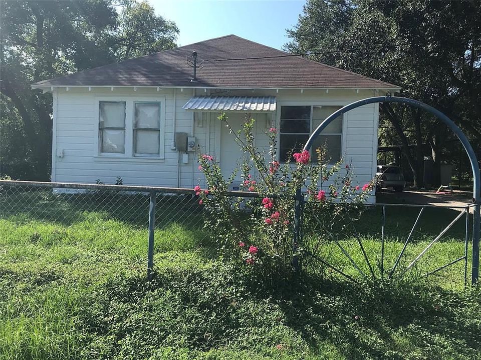 1st image of 1005 W 5th St