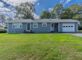 133 Merritt Ave, Tiverton, RI 02878