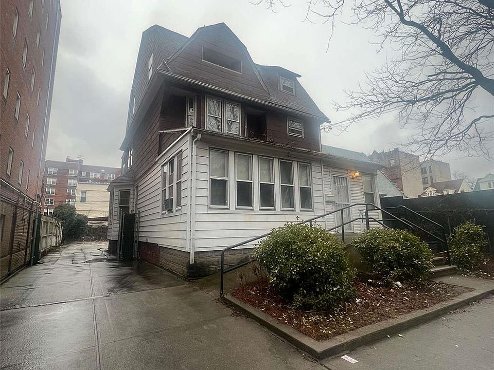1st image of 716 E 32nd Street