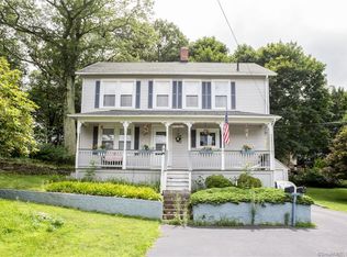 20 Mohegan Park Rd, Norwich, CT 06360