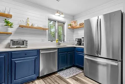 143 Persimmon Ln