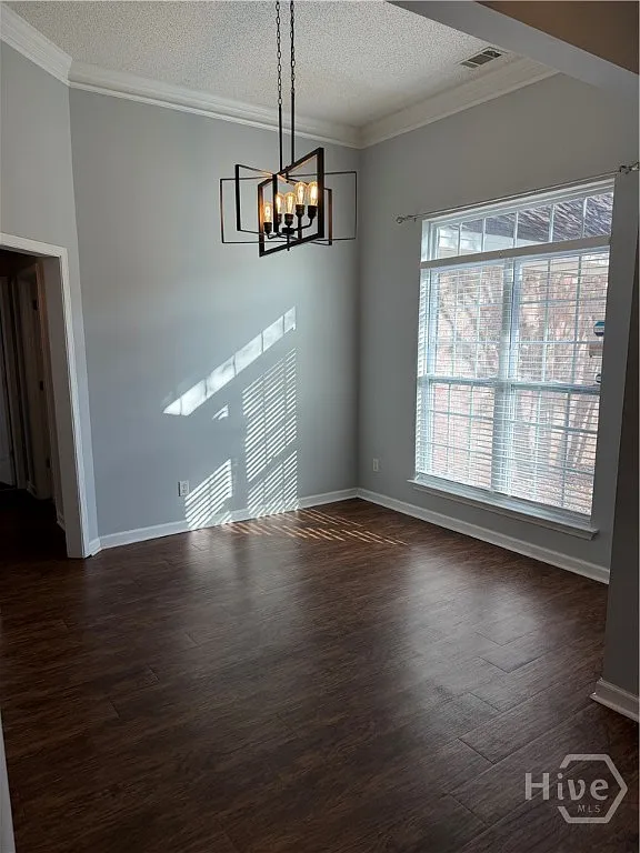 3 bed, 2.0 bath, 1476 sqft, $2,000 — Photo 3