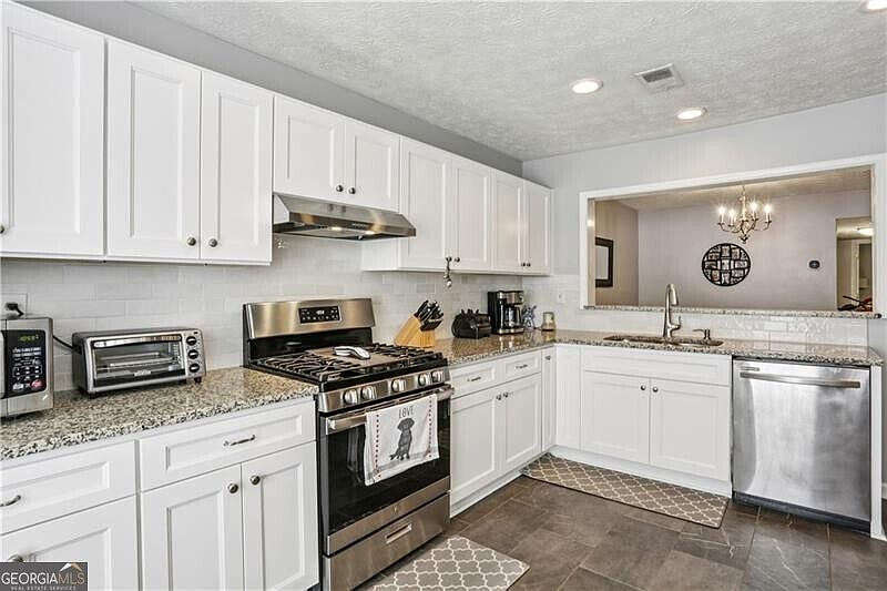 1st image of 2901 Lenox Rd NE #502