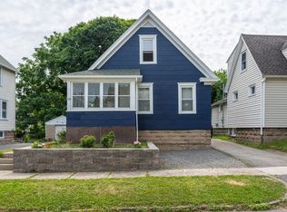 208 Middlesex Rd, Rochester, NY 14610