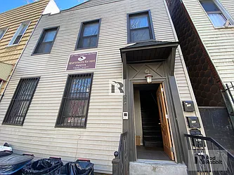 Rented by PadRabbit LLC