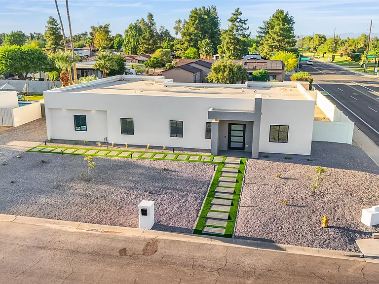 5540 E Dahlia Dr — Photo 61