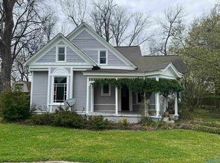 208 Grove Ave NW, Huntsville, AL 35801