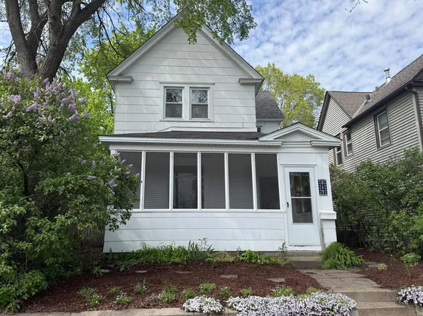 819 26th Ave NE, Minneapolis, MN 55418