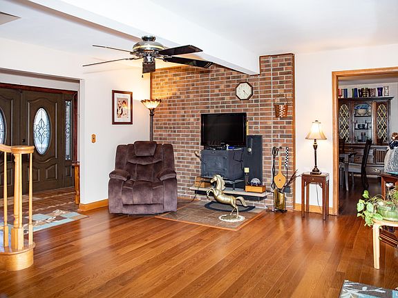 4th image of 24576 Arsenal Rd