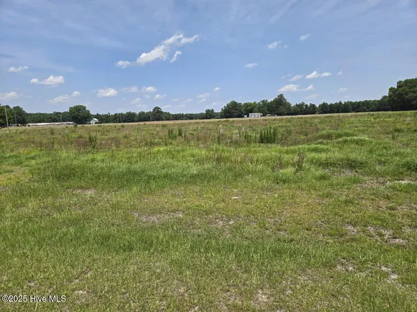 3030 Caroline Avenue, Pink Hill, NC 28572