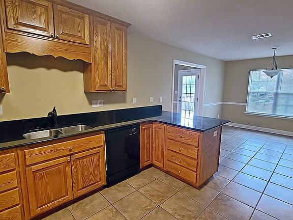 5th image of 4103 Conway Cir