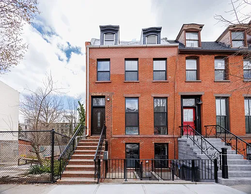 Sold by Compass | media 1