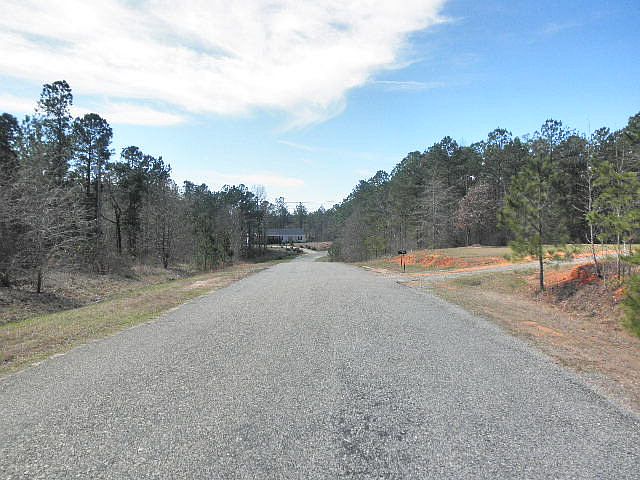 1st image of 131 Courtney Ln