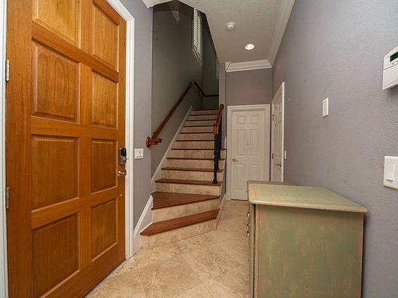 3rd image of 3809 Villas Del Sol Ct