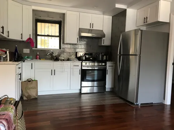 2408 E 16th St, Brooklyn, NY 11235