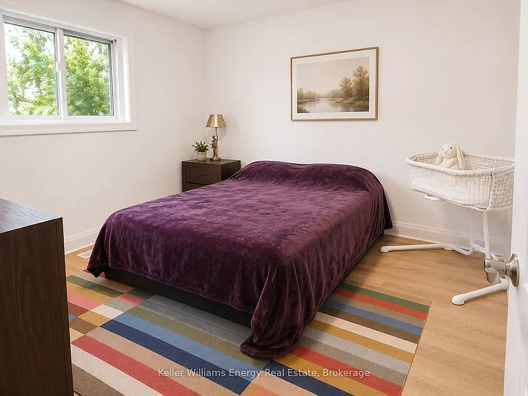 382 Elmridge St — Photo 9
