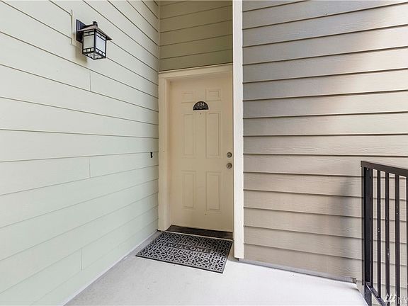 3rd image of 6531 200th St SW