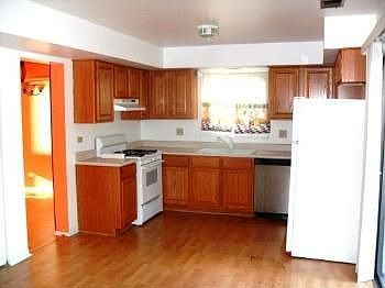 2nd image of 631 Oswego Dr