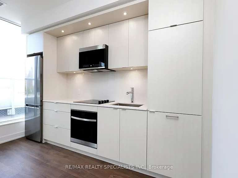 25 Cordova Ave #511 — Photo 16